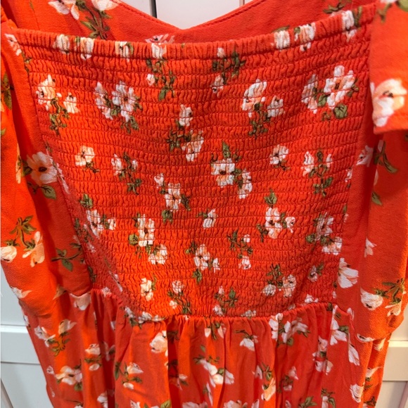 Old Navy Orange Floral Crepe Midi Dress - Picture 6 of 7